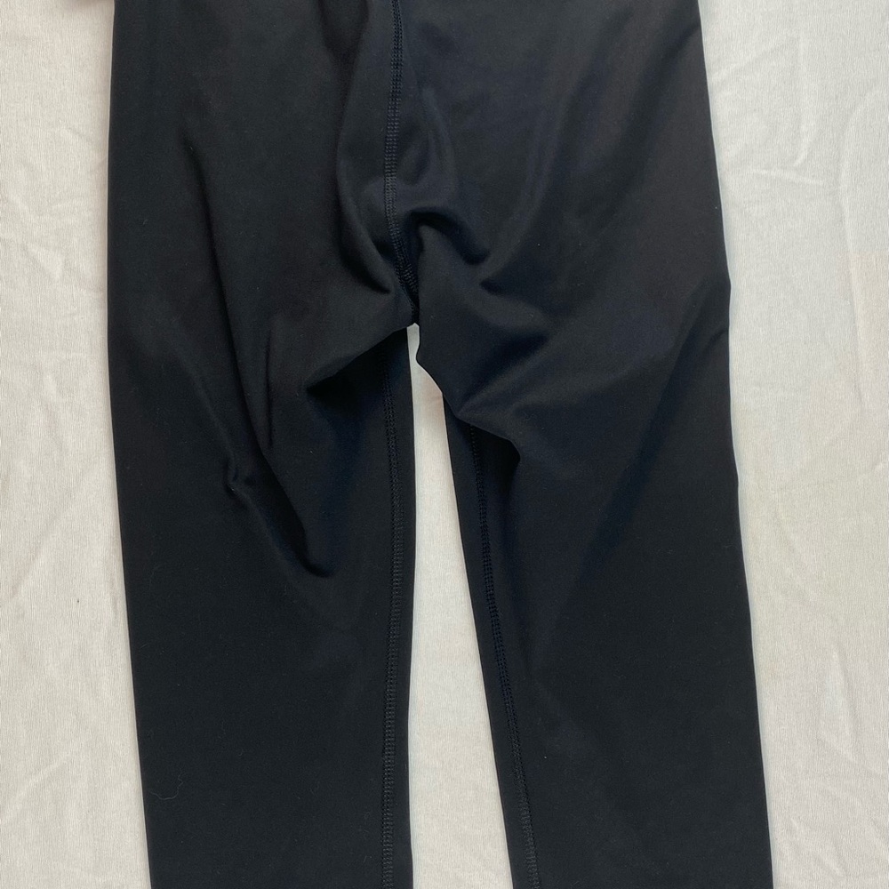 Women’s Yoga Bundle, Joy Lab Shirt & Capri Leggings, All in Motion Capri XS - Picture 5 of 7